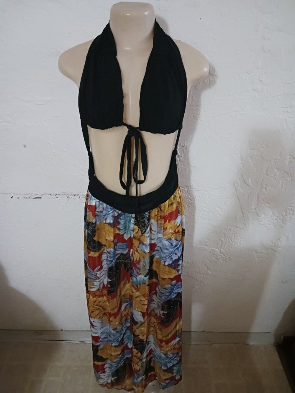 NEW LADIES BEACHWEAR AND CARNIVAL